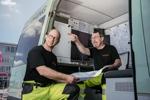 Entfernung von Gullyverstopfungen Entfernung von Gullyverstopfungen